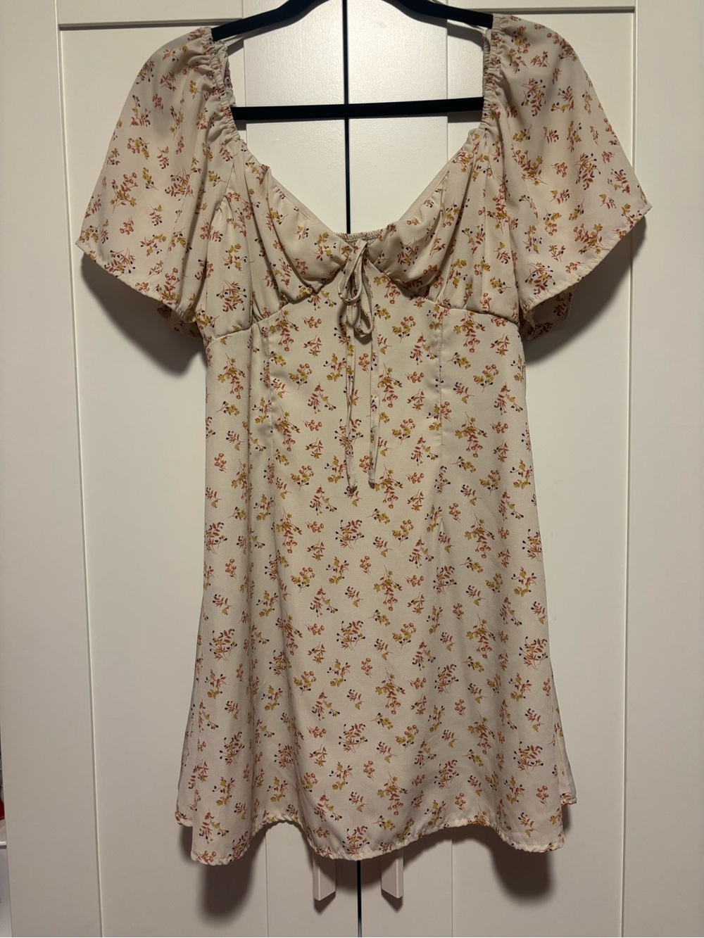 Cream Floral Tie-Front Mini Dress sweetheart neckline flutter sleeves